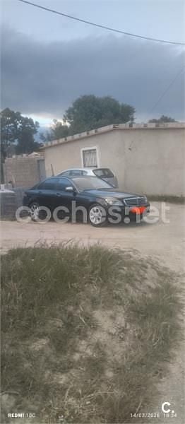 Usado Mercedes C220 Avantgarde 150 CV (110 kW) 2007 Negro Berlina