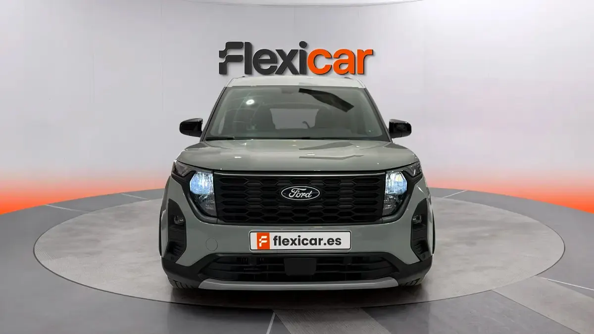 Usado Ford Tourneo Courier Active 125 CV (91 kW) 2024 Gris Monovolumen
