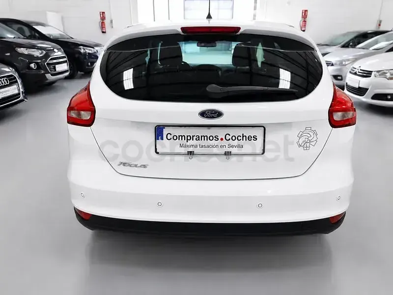 Usado Ford Focus Titanium 115 CV (84 kW) 2015 Blanco Berlina