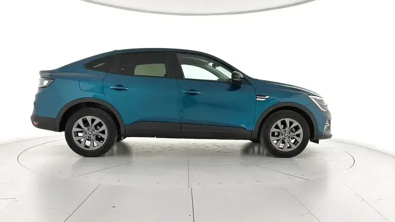 Usado Renault Arkana Evolution 140 CV (102 kW) 2025 Azul SUV
