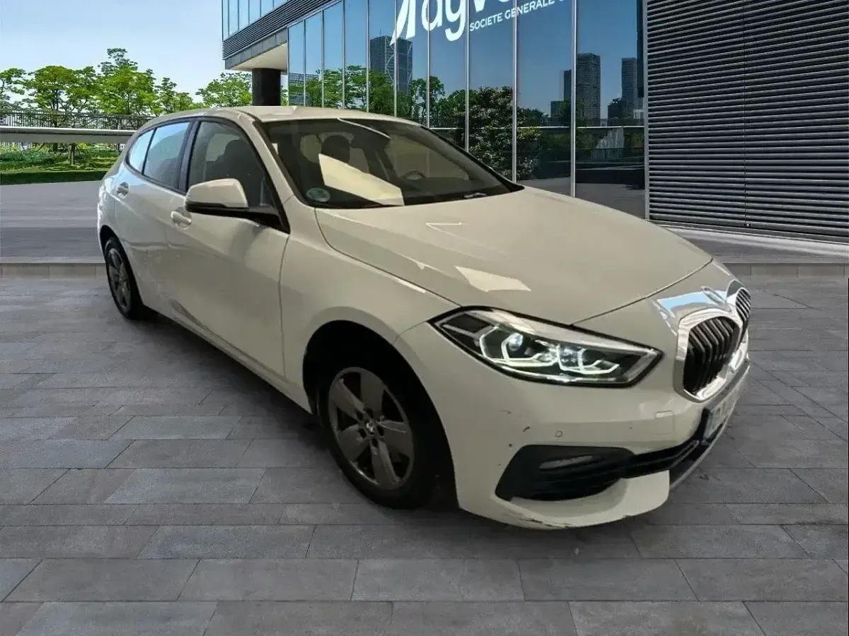 Usado BMW 116 Comfort Edition 116 CV (85 kW) 2023 Blanco Utilitario