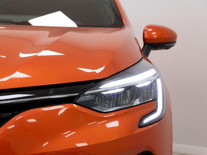 Usado Renault Clio IV Zen 85 CV (62 kW) 2019 Naranja Berlina