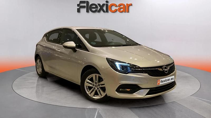 Usado Opel Astra GS Line 110 CV (80 kW) 2020 Gris Berlina