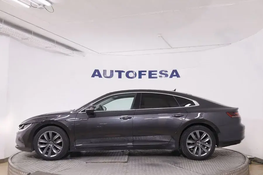 Usado VW Arteon 150 CV (110 kW) 2022 Gris