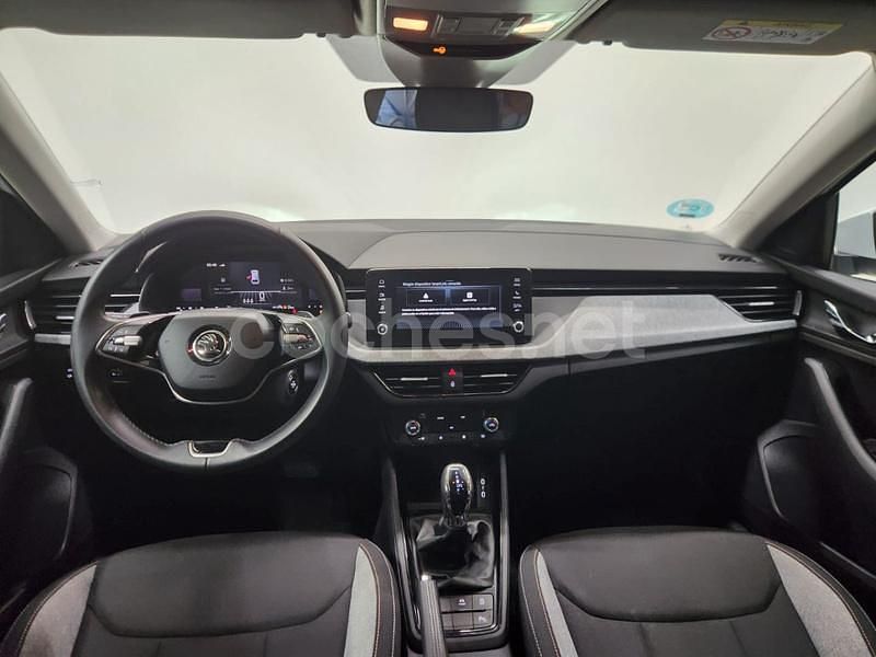 Usado Skoda Scala Selection 115 CV (84 kW) 2024 Blanco Utilitario