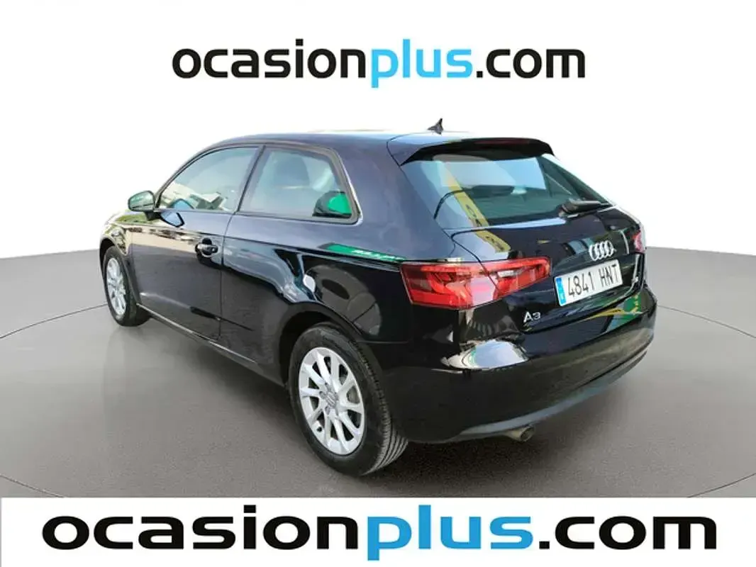 Usado Audi A3 Attraction 105 CV (77 kW) 2013 Negro Utilitario