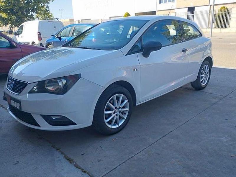 Usado Seat Ibiza SC Reference 70 CV (51 kW) 2013 Blanco Utilitario
