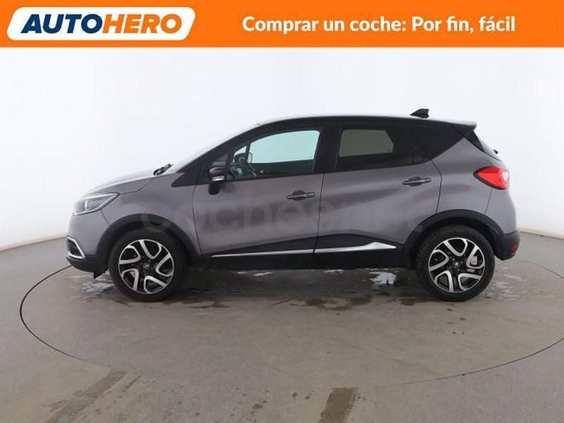 Usado Renault Captur Zen 90 CV (66 kW) 2017 Gris / plata SUV