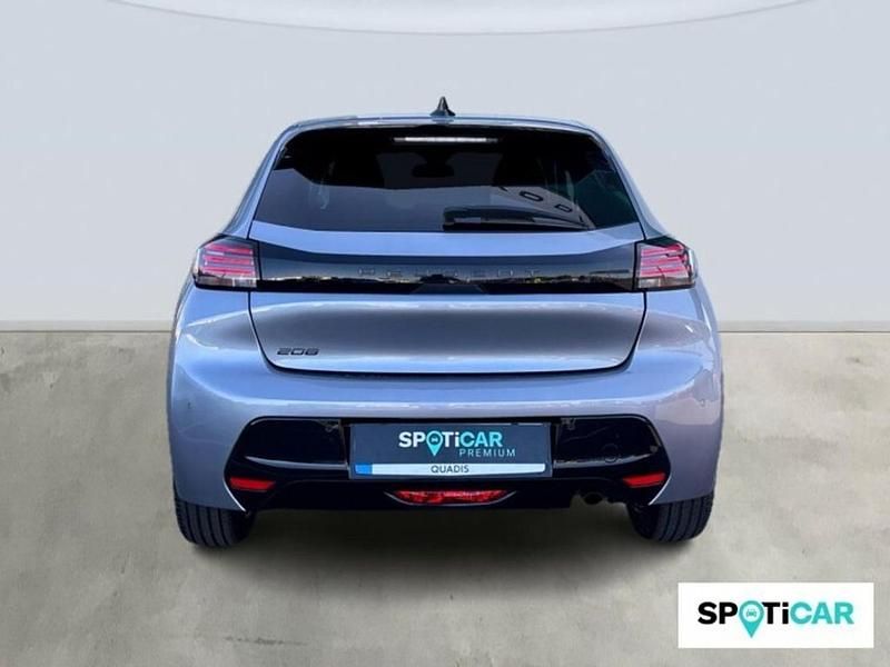 Usado Peugeot 208 Allure 101 CV (74 kW) 2024 Gris Utilitario