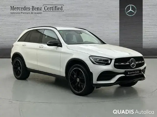 Usado Mercedes GLC300e 306 CV (225 kW) 2022 Blanco polar SUV