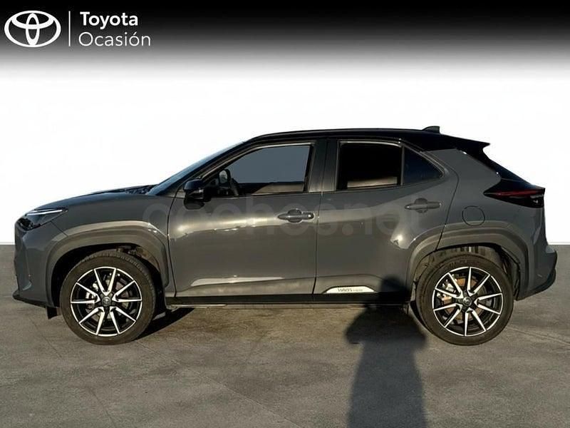 Usado Toyota Yaris Cross Sport 132 CV (97 kW) 2025 Gris / plata SUV