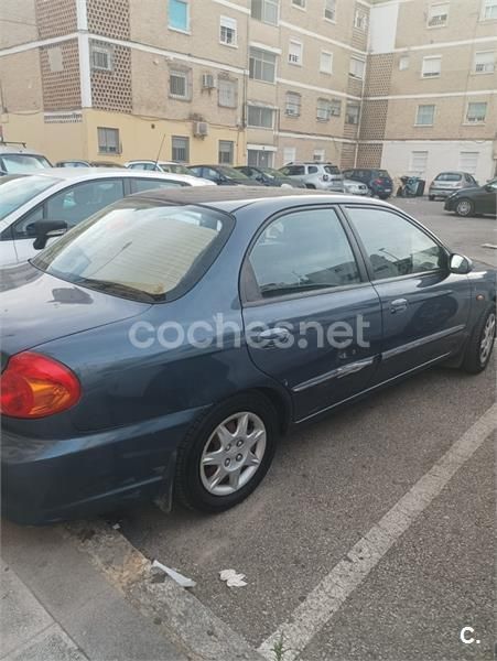 Azul Usado 2001 Kia Sephia Berlina | 1100 € - Imagen 1/1