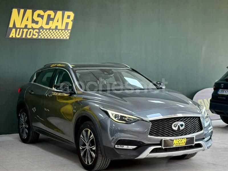 Usado Infiniti QX30 Premium 170 CV (125 kW) 2017 Gris / plata SUV