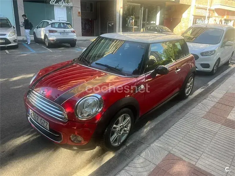 Usado Mini Cooper 120 CV (88 kW) 2010 Rojo Utilitario