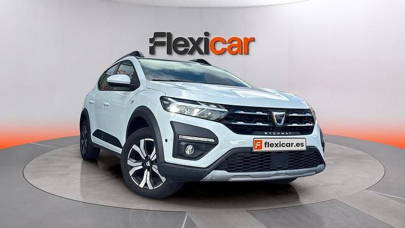 Usado Dacia Sandero Expression 91 CV (66 kW) 2022 Blanco Berlina