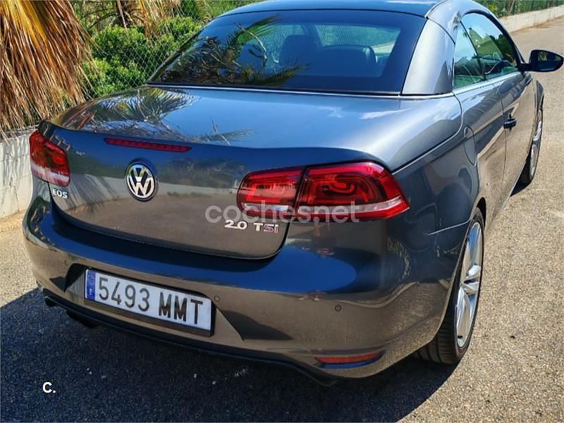 Usado VW Eos Sport 210 CV (154 kW) 2011 Gris / plata Descapotable