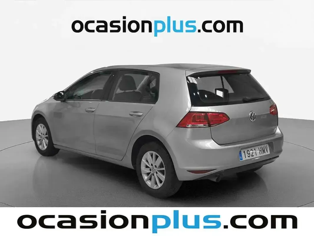 Usado VW Golf VII Advance 105 CV (77 kW) 2012 Plateado Utilitario