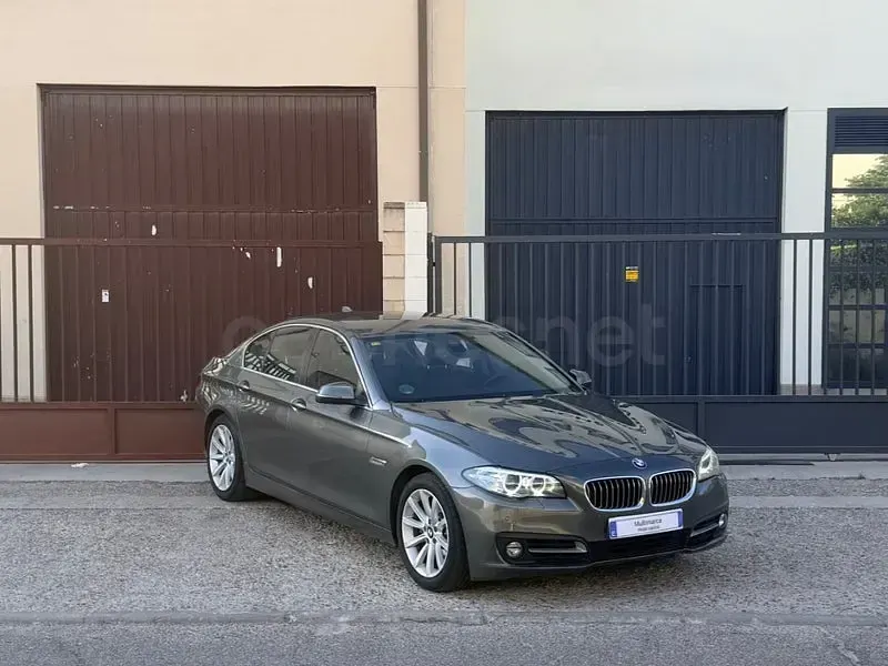 Usado BMW 520 190 CV (139 kW) 2014 Gris / plata Berlina
