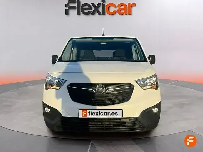 Usado Opel Combo Edition 102 CV (75 kW) 2022 Blanco Monovolumen