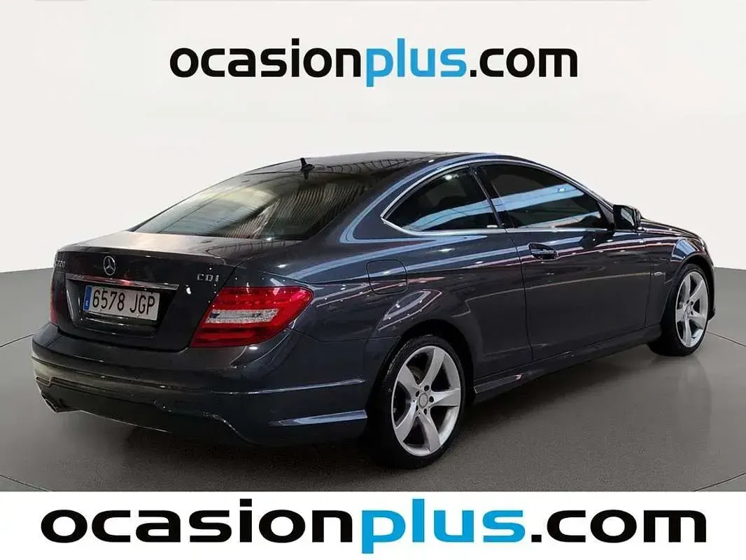 Usado Mercedes C220 170 CV (125 kW) 2015 Gris Coupe