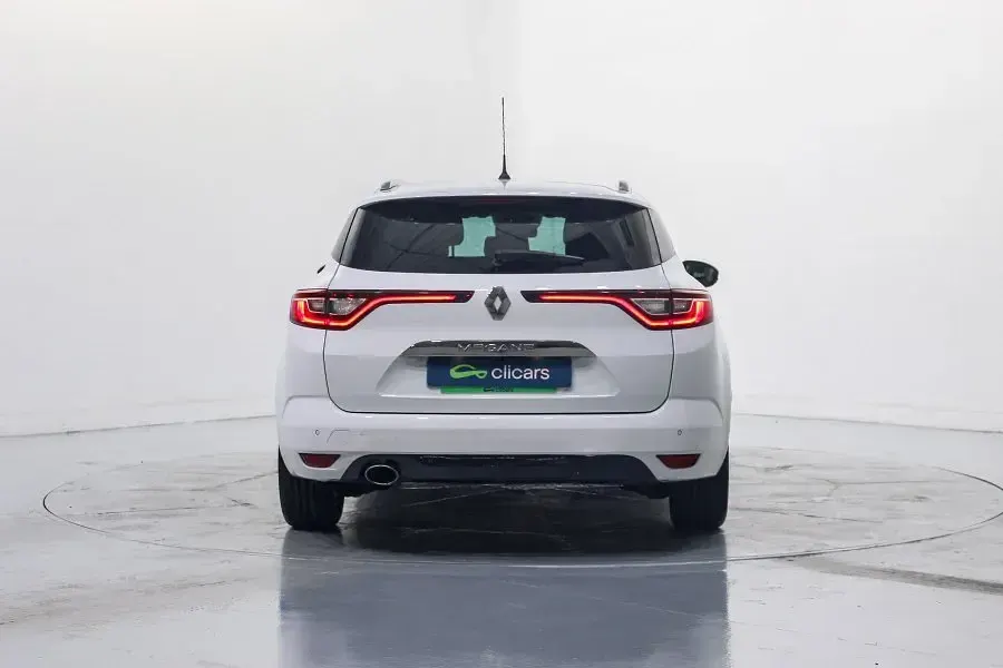 Usado Renault Mégane Zen 130 CV (95 kW) 2017