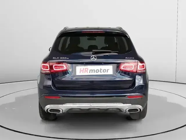 Usado Mercedes GLC300e 320 CV (235 kW) 2020 Azul SUV