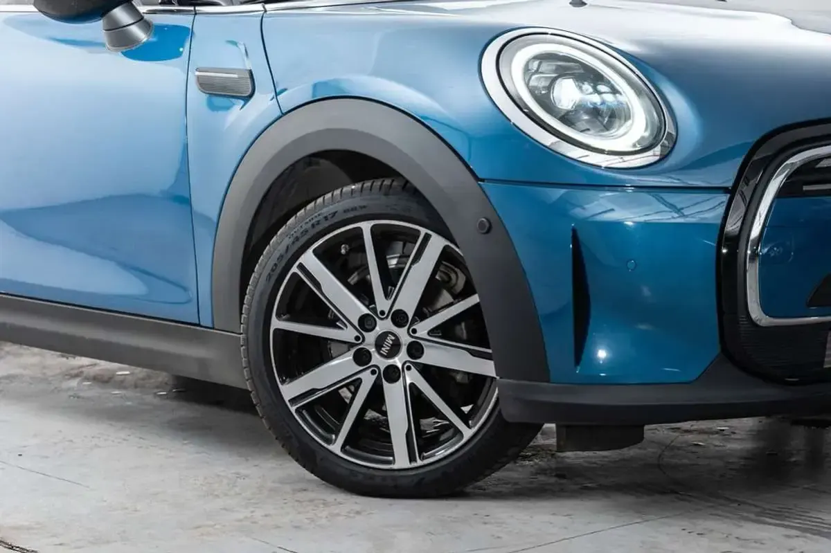 Usado Mini Cooper Cabriolet 136 CV (100 kW) 2024 Azul Descapotable
