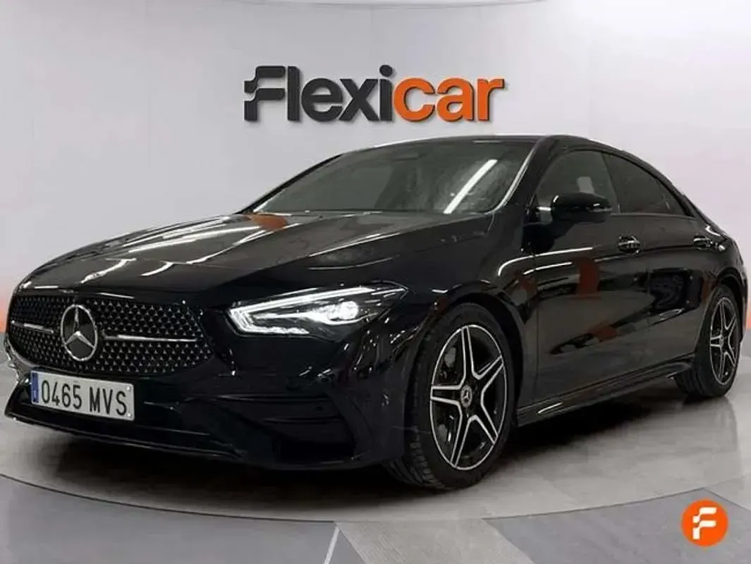 Usado Mercedes CLA200 150 CV (110 kW) 2024 Negro Coupe