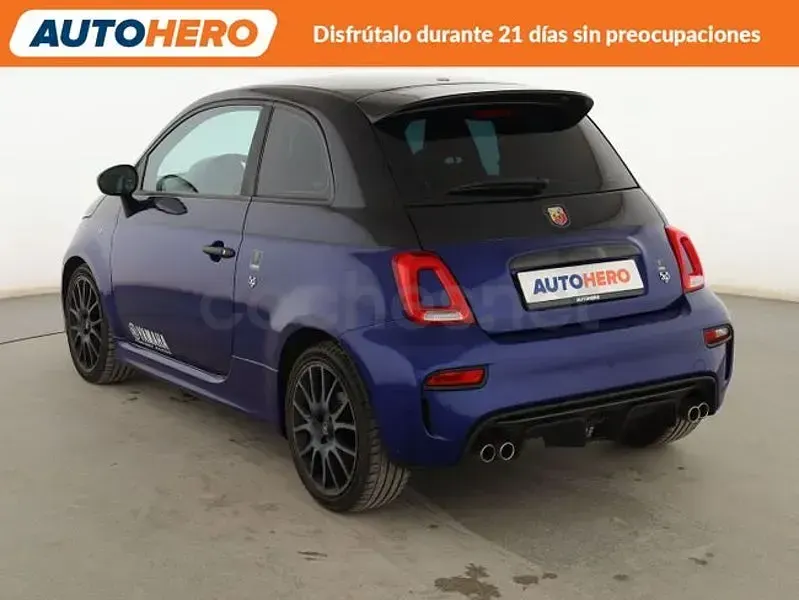 Usado Abarth 500 165 CV (121 kW) 2021 Azul Berlina