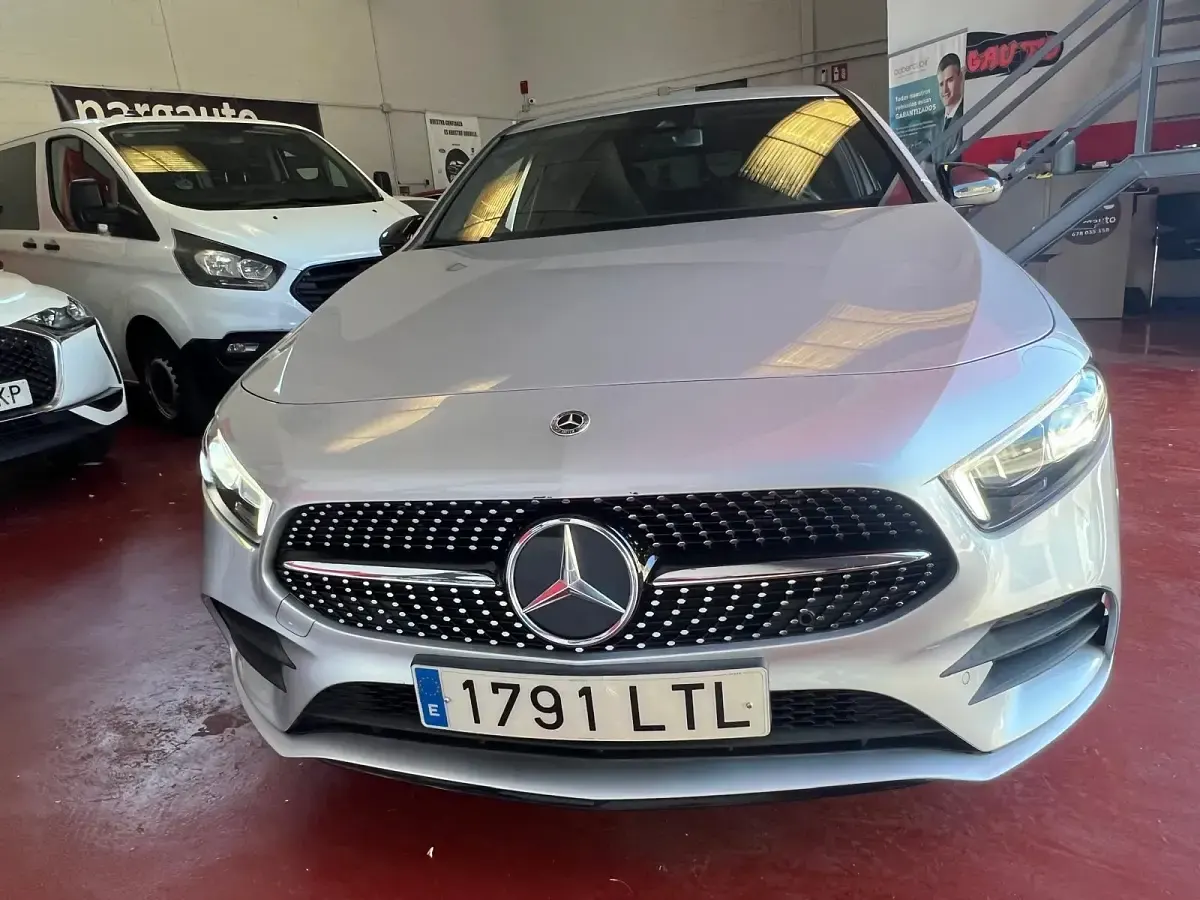 Usado Mercedes A250 218 CV (160 kW) 2021 Gris