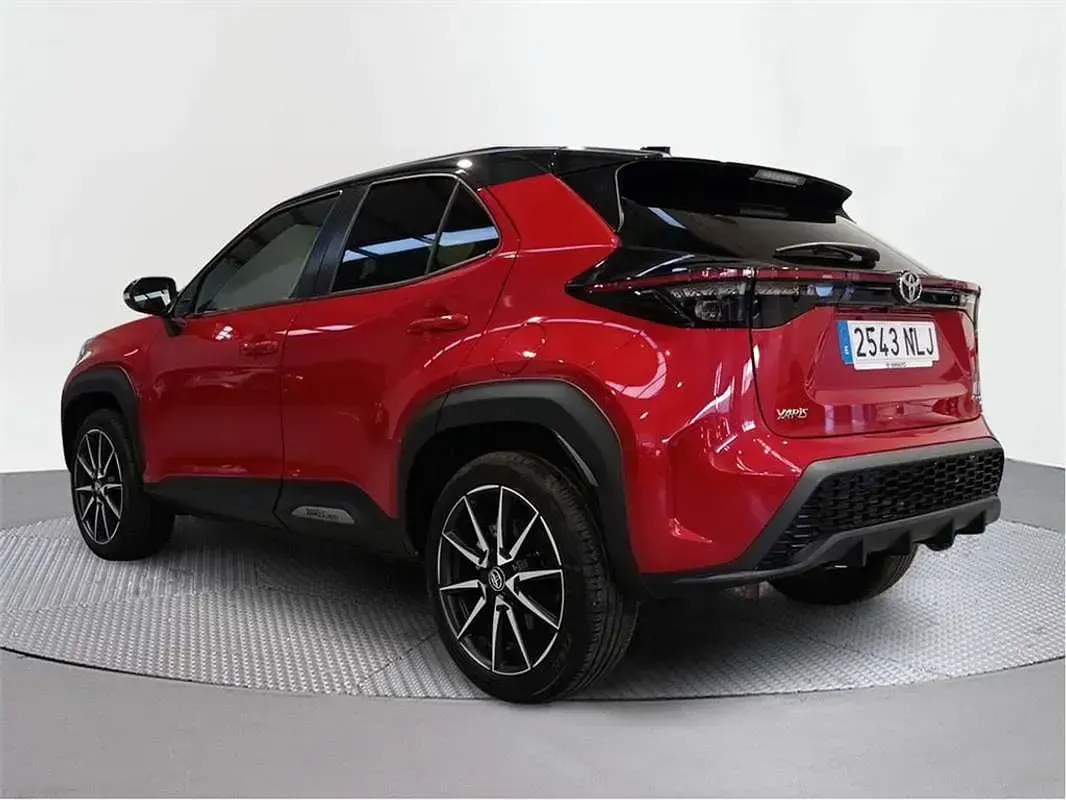 Usado Toyota Yaris Cross Sport 131 CV (96 kW) 2026 SUV
