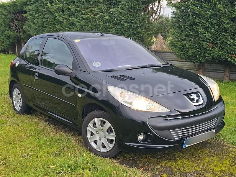 Negro Usado 2009 Peugeot 206+ Utilitario | 2700 € (Precio justo) - Imagen 1/4