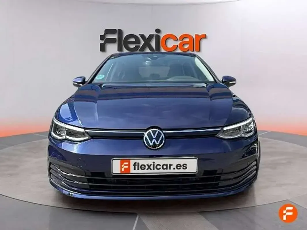 Usado VW Golf VIII Life 131 CV (96 kW) 2022 Azul Utilitario
