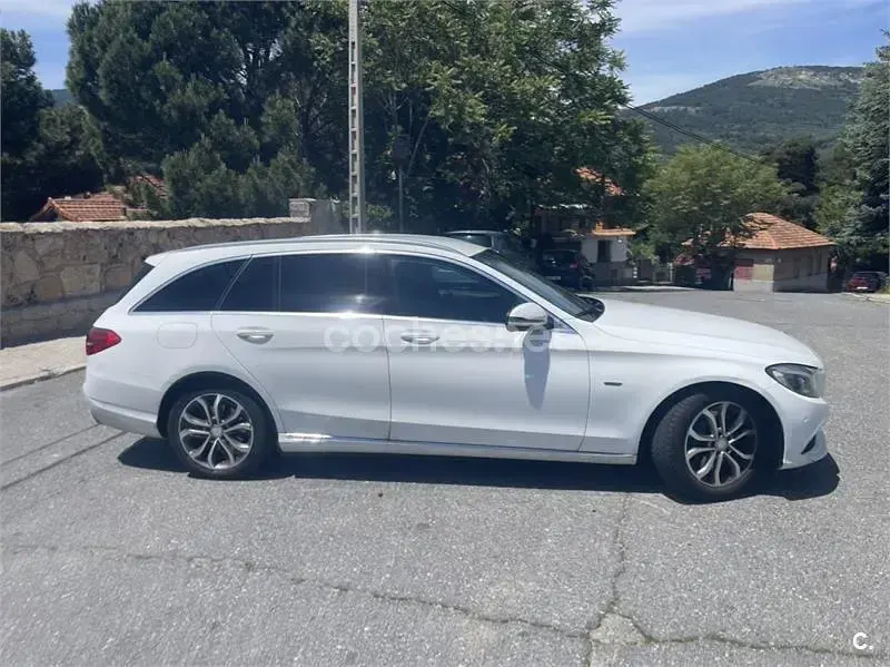 Usado Mercedes C350e Avantgarde 279 CV (205 kW) 2016 Blanco Familiar