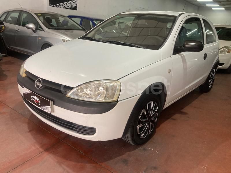 Blanco Usado 2003 Opel Corsa Club Berlina | 2350 € (Un poco caro) - Imagen 1/4
