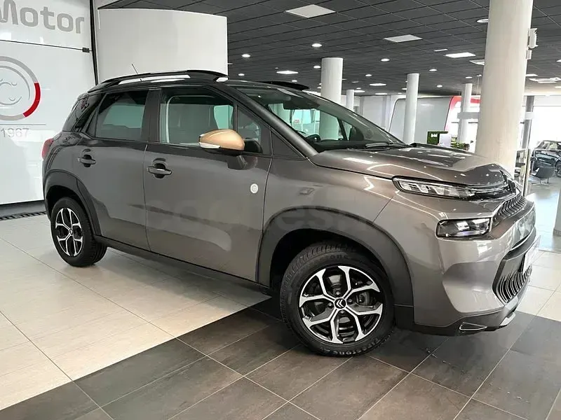 Usado Citroën C3 Aircross PureTech 110 CV (80 kW) 2023 Gris / plata SUV