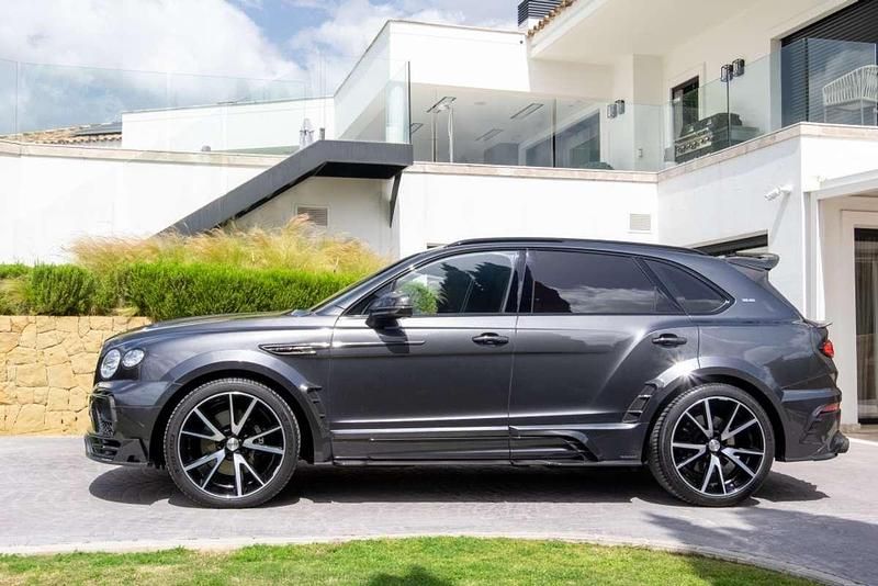 Usado Bentley Bentayga 700 CV (514 kW) 2020 Gris SUV