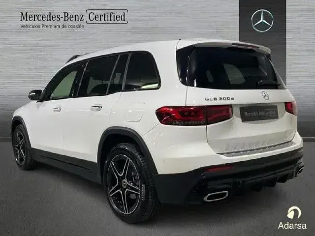 Usado Mercedes GLB200 AMG line 150 CV (110 kW) 2023 Blanco polar SUV