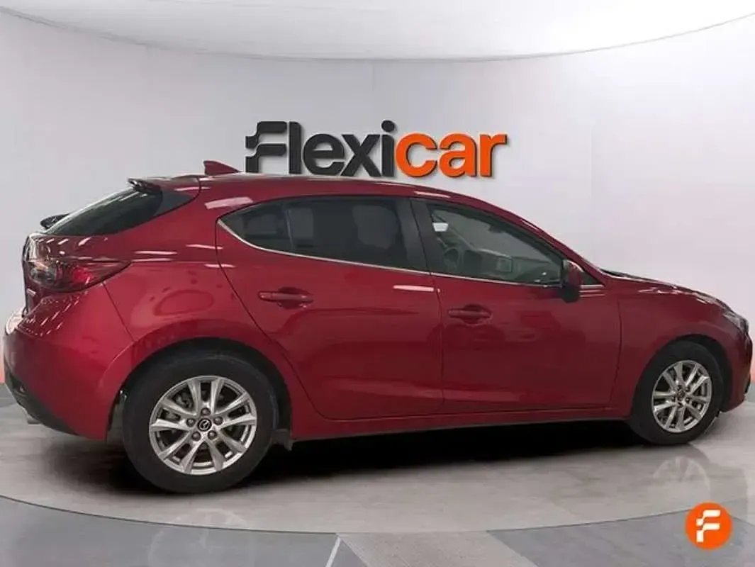 Usado Mazda 3 Style 101 CV (74 kW) 2016 Rojo Berlina