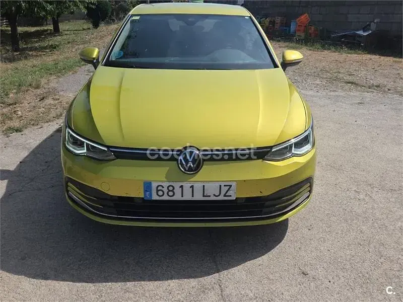 Usado VW Golf VII Style 150 CV (110 kW) 2019 Amarillo Berlina