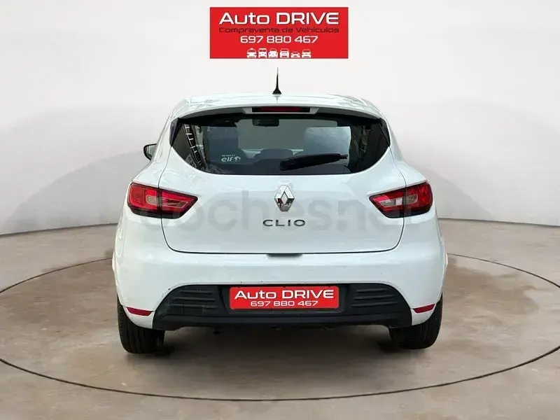 Usado Renault Clio IV LIMITED 90 CV (66 kW) 2019 Blanco Berlina