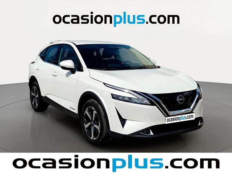 Begagnad Nissan Qashqai Acenta 190 HK (139 kW) 2024 Grå SUV