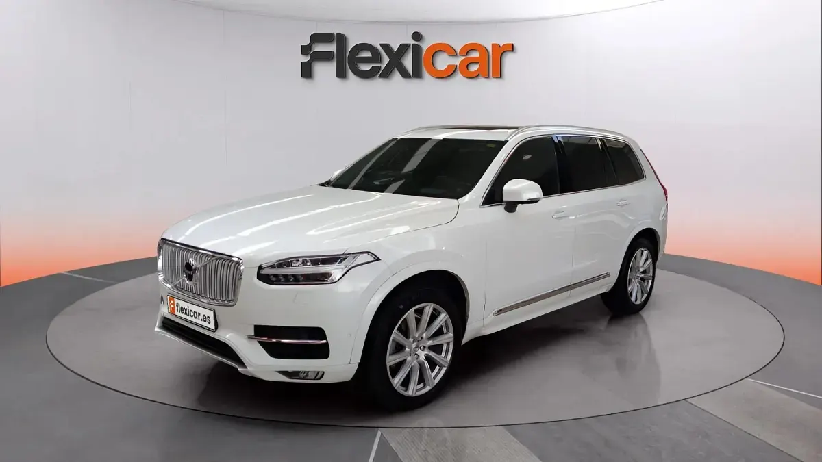 Käytetty Volvo XC90 Inscription 235 HP (172 kW) 2016 Valkoinen Katumaasturi