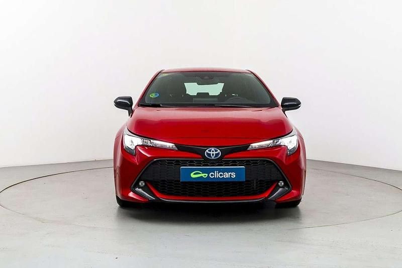 Usado Toyota Corolla Active 98 CV (72 kW) 2019 Rojo Berlina