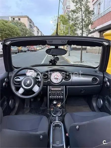 Usado Mini One Cabriolet 90 CV (66 kW) 2007 Rojo Descapotable