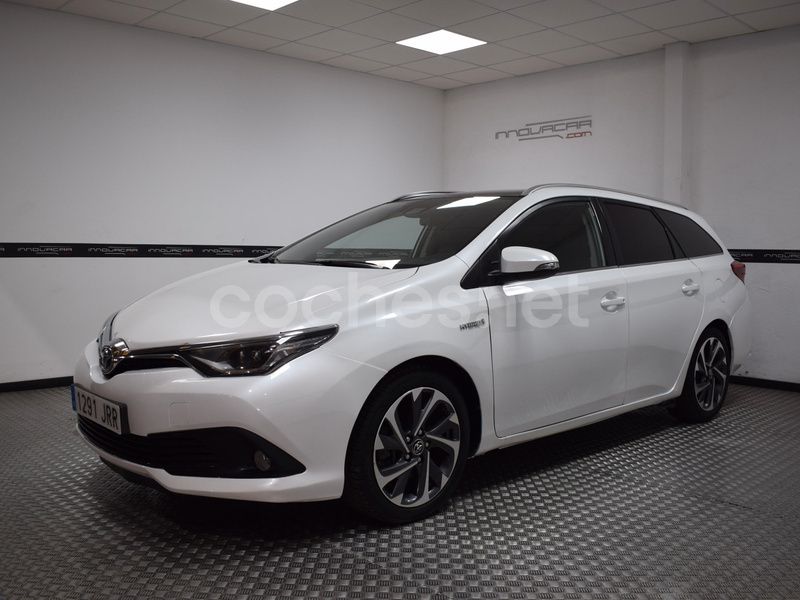 Blanco Usado 2016 Toyota Auris Hybrid Familiar | 14.500 € (Precio justo) - Imagen 1/4