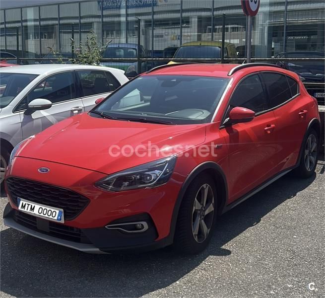 Rojo Usado 2020 Ford Focus Active X Berlina | 15.500 € (Buen precio) - Imagen 1/1