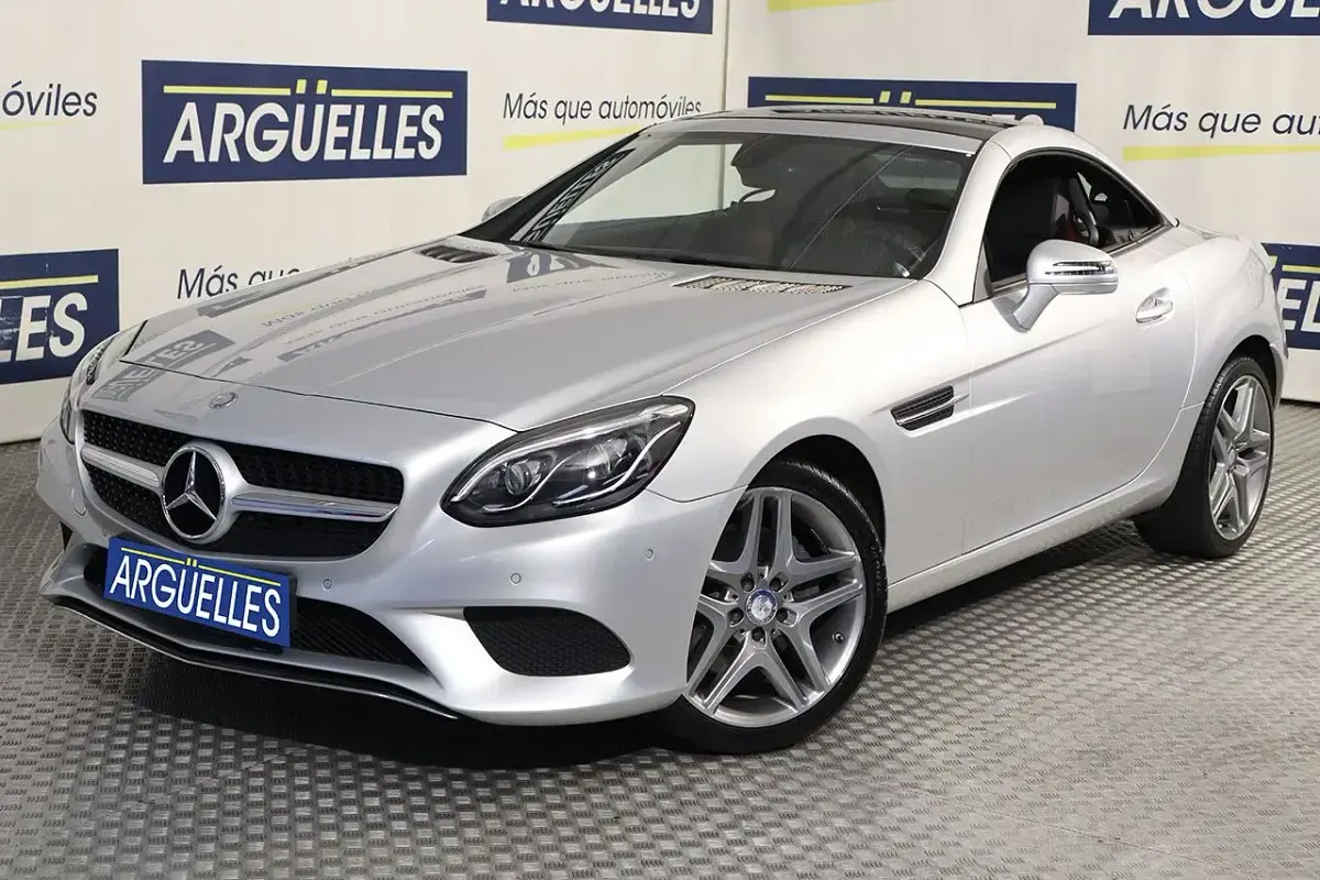 Usado Mercedes SLC300 245 CV (180 kW) 2016 Gris metalizado