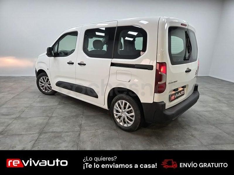 Usado Citroën Berlingo Live 102 CV (75 kW) 2022 Blanco Monovolumen