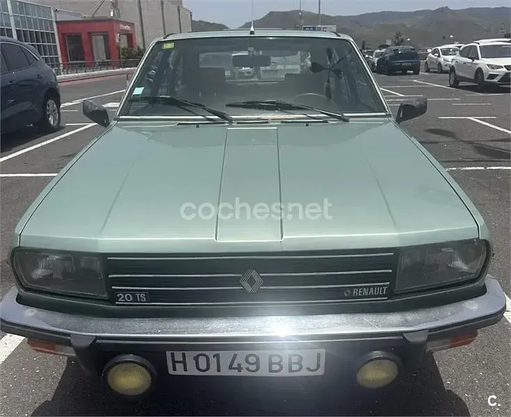 Usado Renault R25 103 CV (75 kW) 1986 Verde Utilitario
